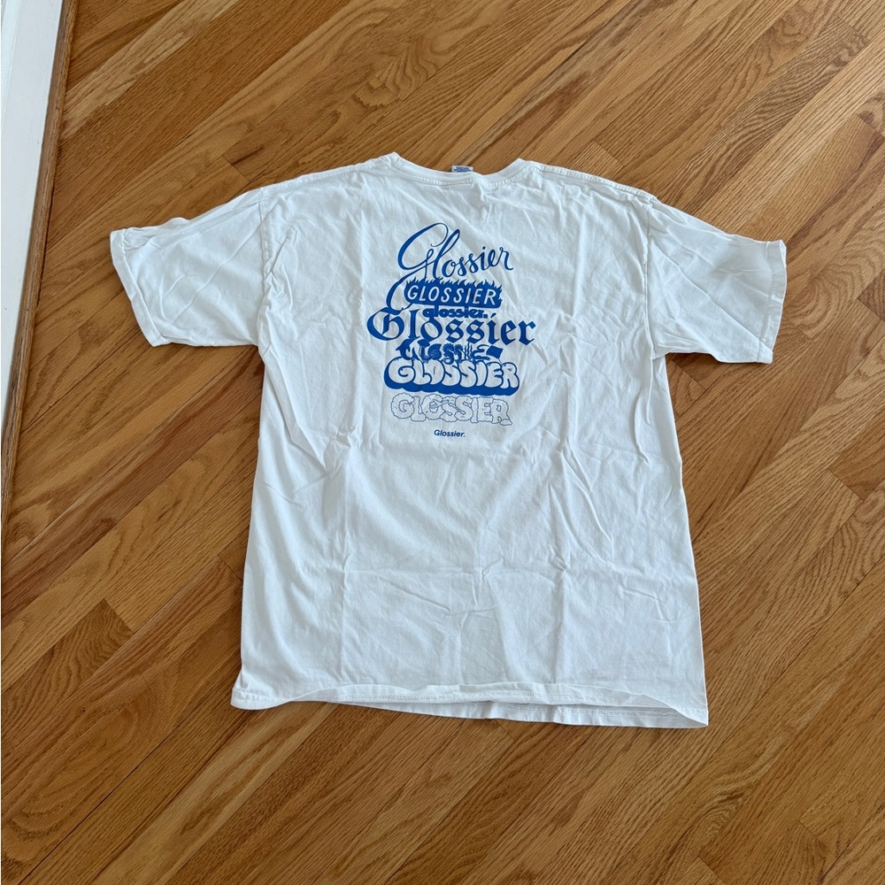 Glossier t shirt logo tee